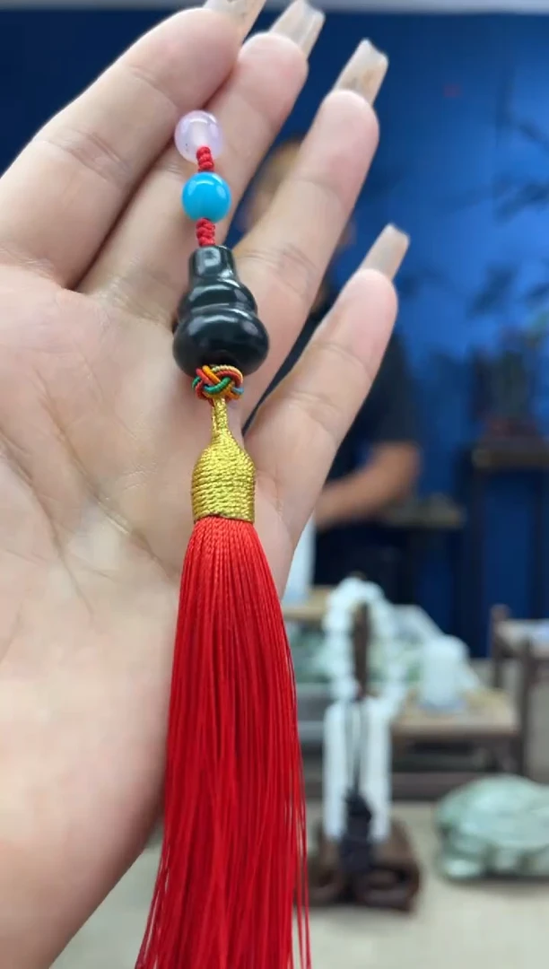 和田玉未镶嵌颈饰1