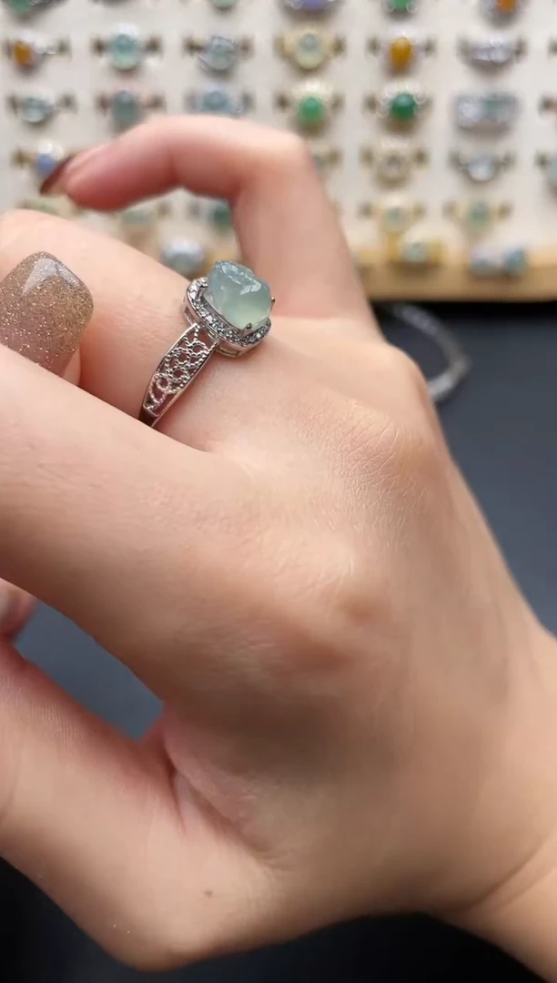 翡翠戒指银S925镶嵌一物一证一礼盒