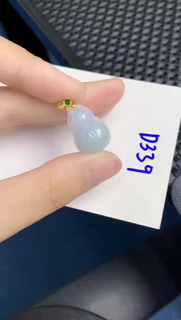 翡翠未镶嵌颈饰天然翡翠緬甸A貨