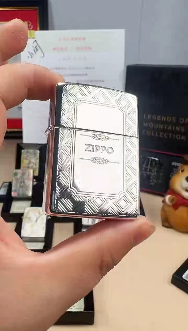 铜Zippo几何图形-双面回形纹-盔甲包银