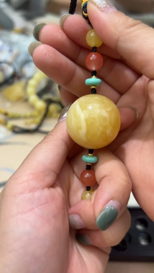 未镶嵌蜜蜡裸石蜜蜡吊坠