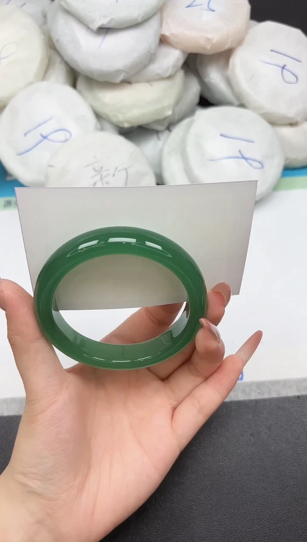 未镶嵌手镯石英质玉181-56.3