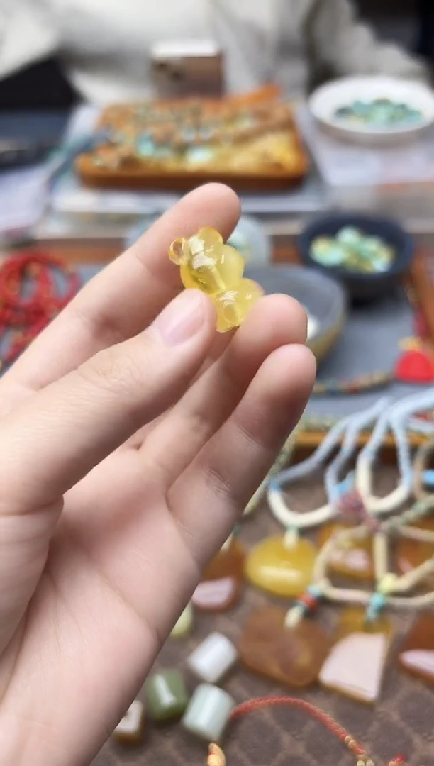 裸石蜜蜡未镶嵌蜜蜡小熊配饰GW