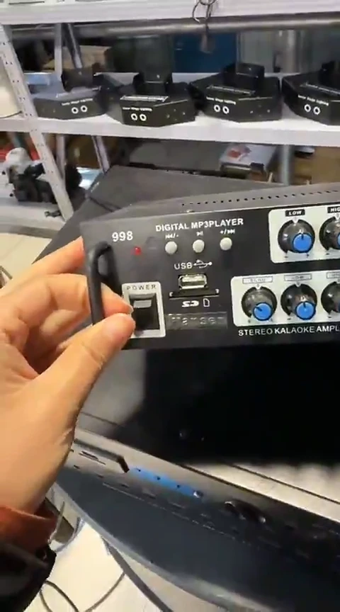 9新60W*2两通道功放  不包邮