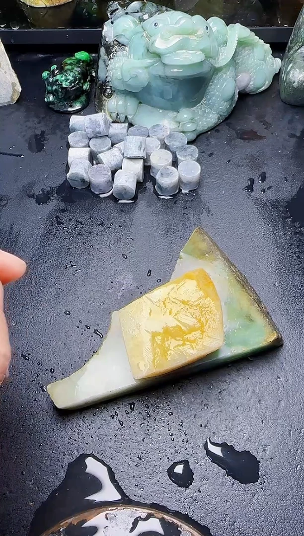 颈饰未镶嵌翡翠特***星42