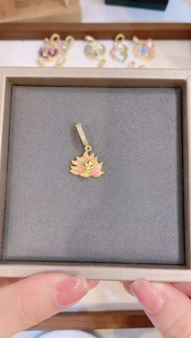 【闪购商品】淡水珍珠颈饰合金吊坠