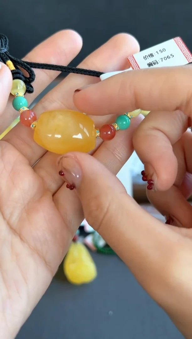 蜜蜡颈饰未镶嵌7065号买断