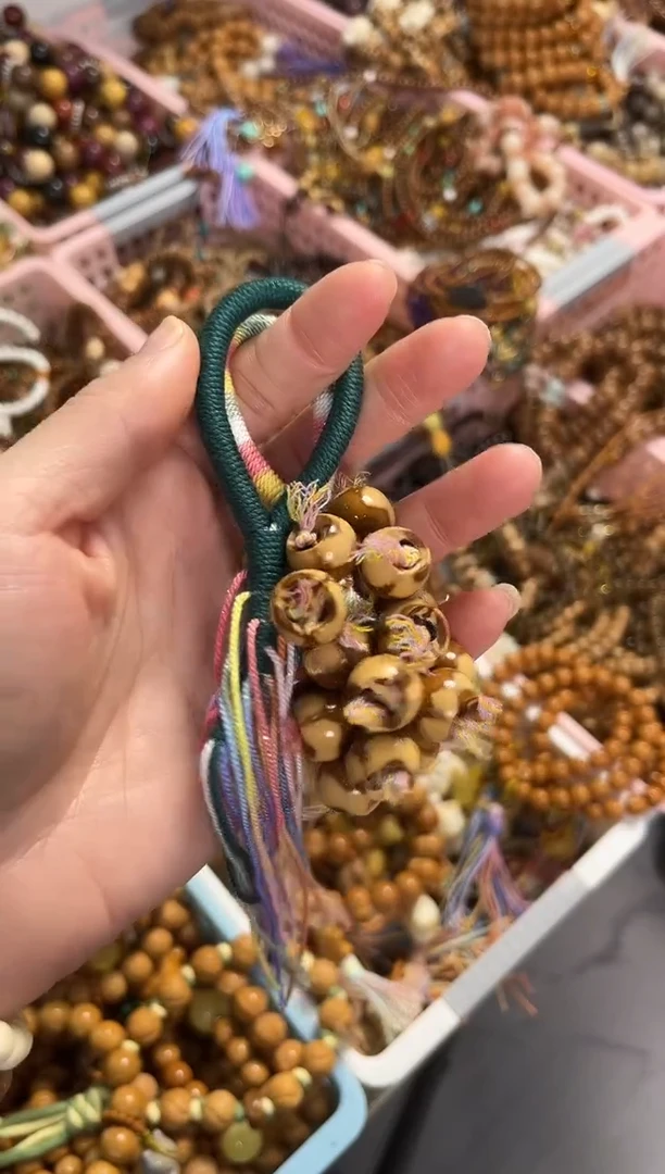 手串紫金鼠紫金鼠碗肠圣诞款（绿色绳子）