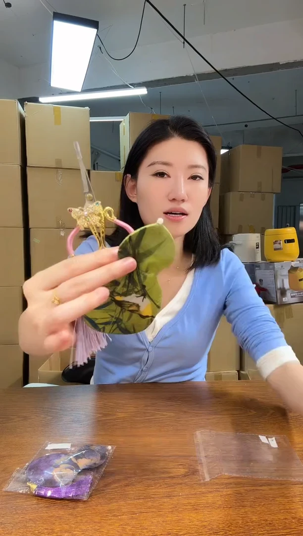小狐狸瓷器哇哇哇