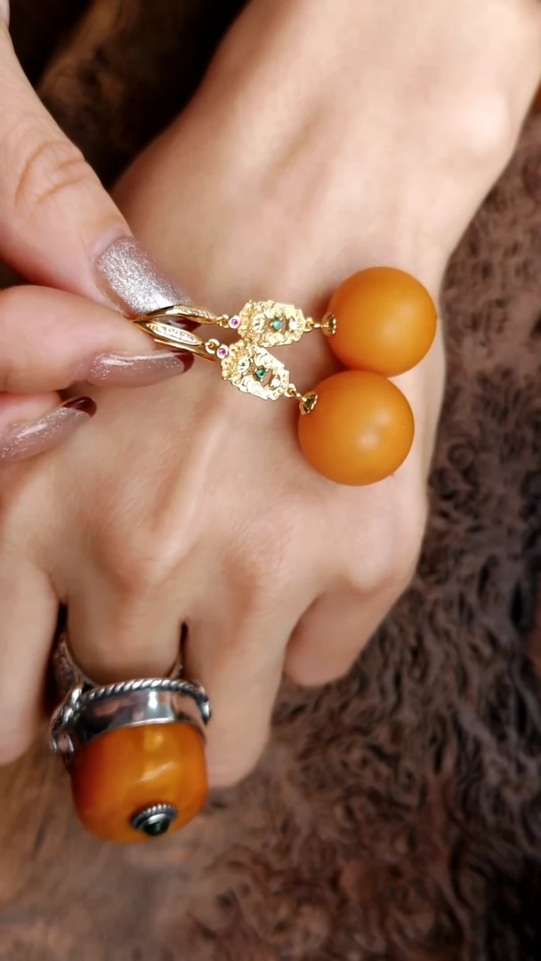 裸石琥珀未镶嵌多样性发货1，假一赔4