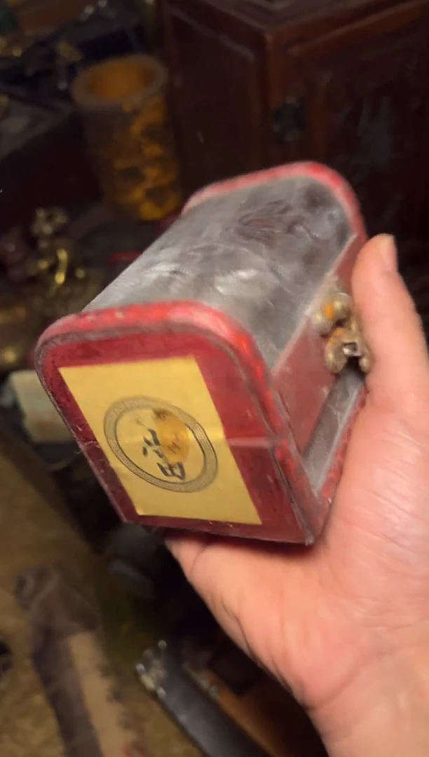 木W--福利复古工艺风/闷/中红盒