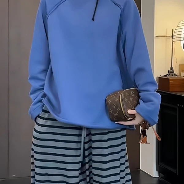大码胖mm慵懒风宽松蓝色圆领长袖卫衣早秋新款显瘦打底衫韩系上衣