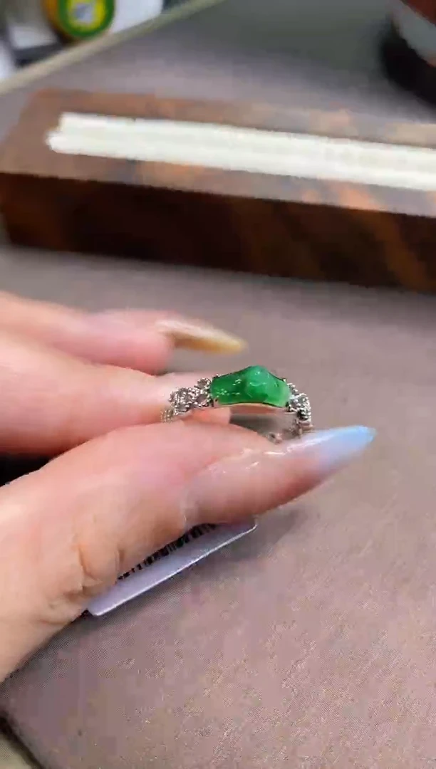 翡翠银S925镶嵌颈饰净货13608
