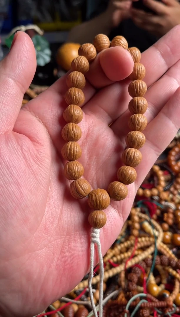 猴头核桃吊坠王胖子文玩工作室小馒头料1.2左右