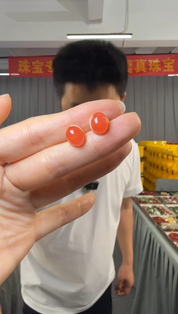 银S925镶嵌南红玛瑙耳钉冰红南红玛瑙S925银耳钉约8*10mm