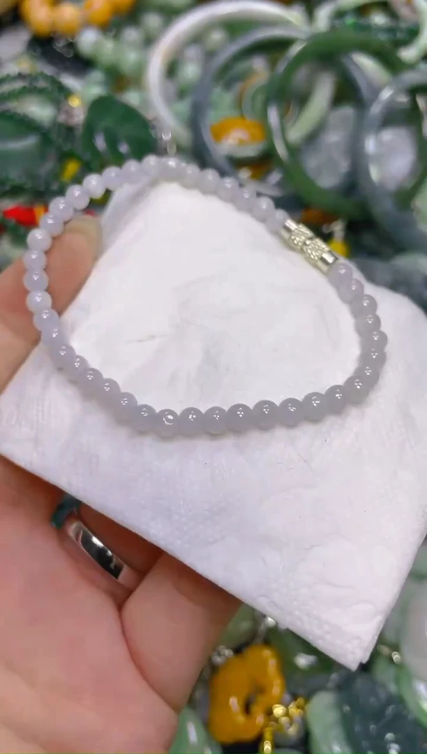 颈饰未镶嵌翡翠4MM