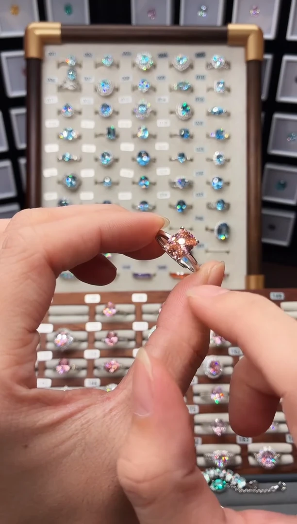 戒指彩色蓝宝石银S925镶嵌188