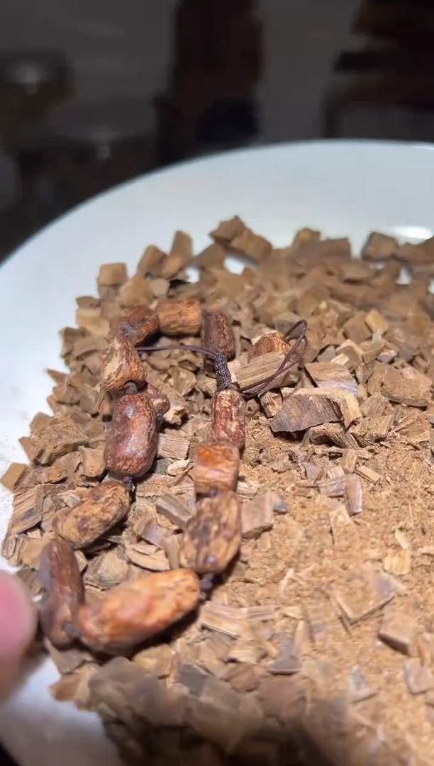 【闪购商品】沉香沉香碎屑斯里兰卡4.6克