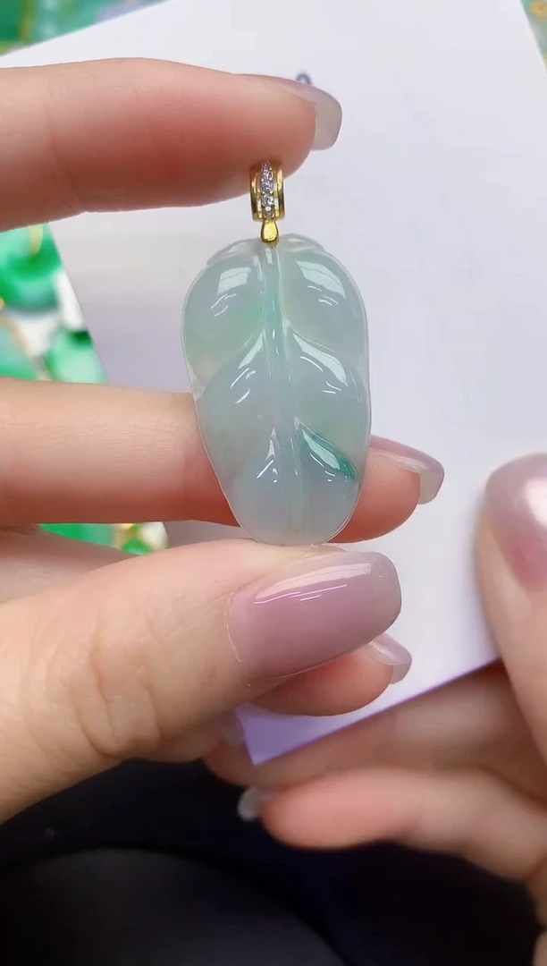 颈饰未镶嵌翡翠缅甸天然翡翠A货