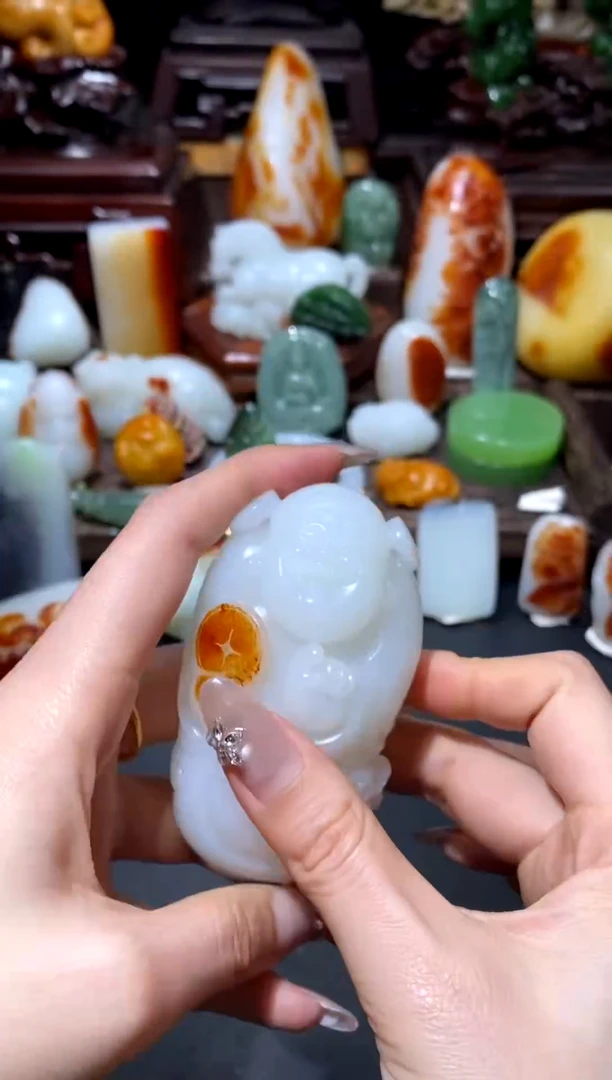 未镶嵌和田玉挂件书****玉的风格规范化的和广泛覆盖和