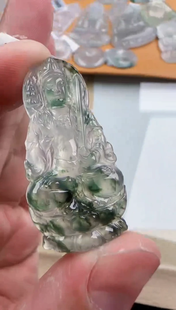 【闪购商品】翡翠颈饰未镶嵌翡翠