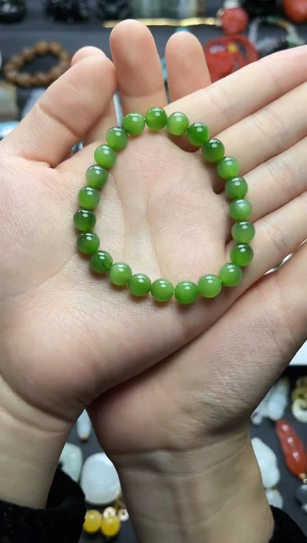 未镶嵌手串和田玉裙**扬碧玉手串06