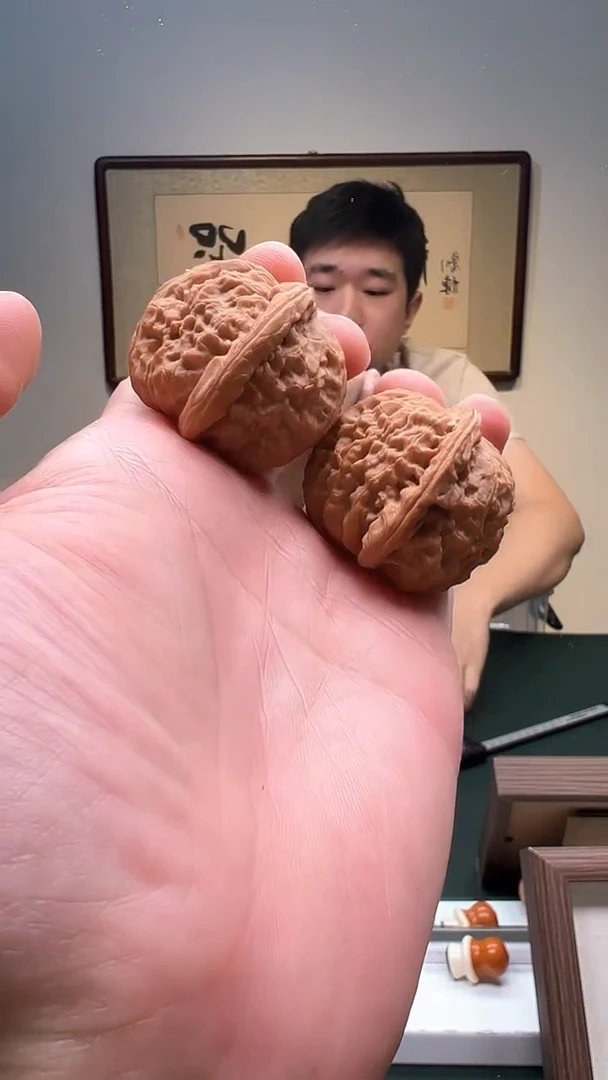 把件文玩核桃38mm+白狮子 1对 47号