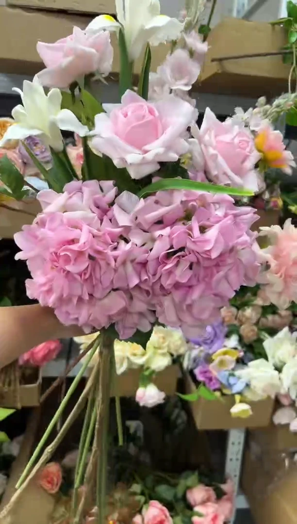 1大把粉色手感花束