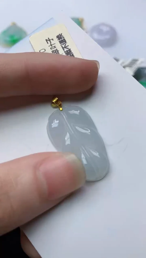 【闪购商品】翡翠颈饰18K金镶嵌54.......