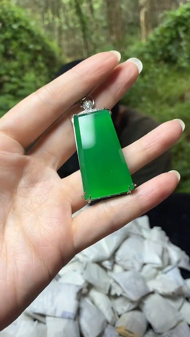 满色吊坠  所见即所得！
