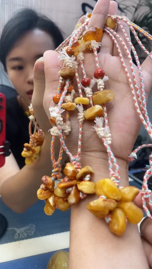 未镶嵌琥珀裸石天然琥珀蜜蜡多样性发一