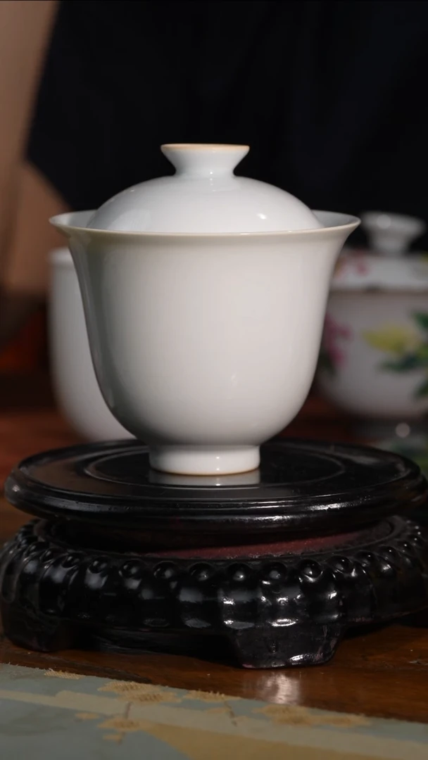 白胎高铃铛盖碗盖碗