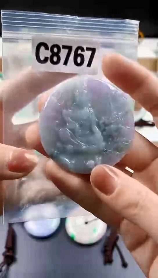 颈饰未镶嵌翡翠天然翡翠吊坠挂件