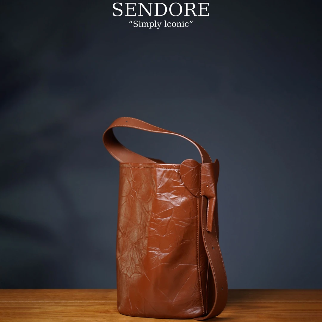 SENDORE 森岛/水桶包 设计风小象牛皮手抓纹水桶包