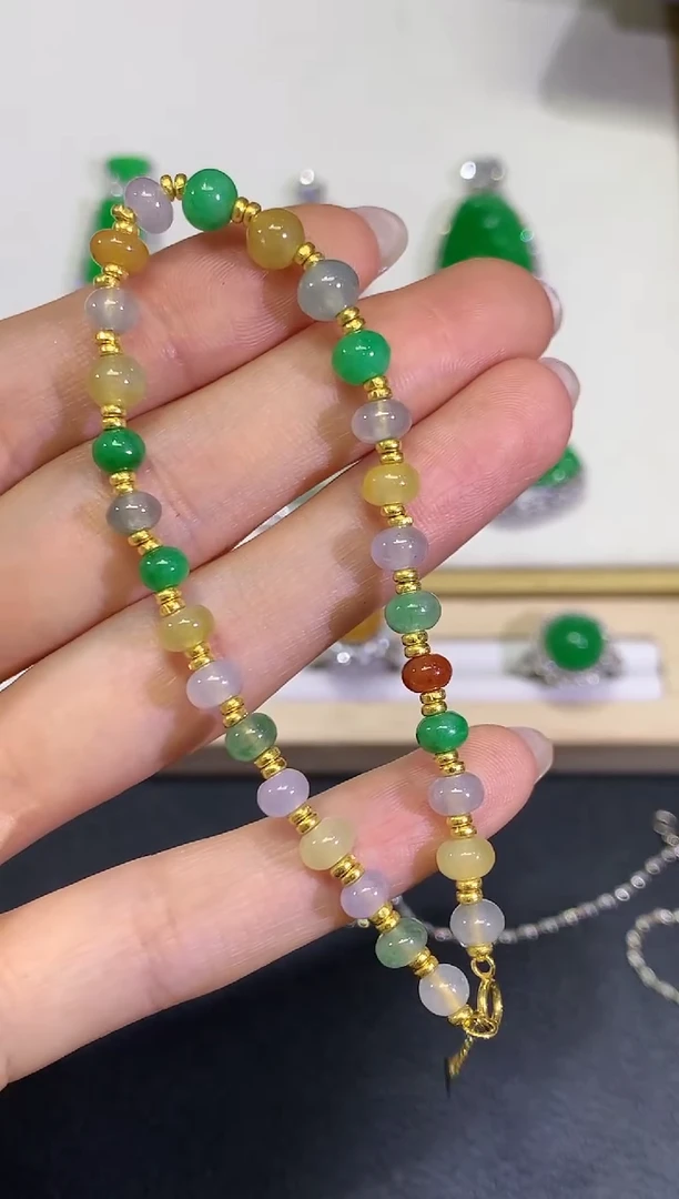 【闪购商品】翡翠颈饰18K金镶嵌团购30