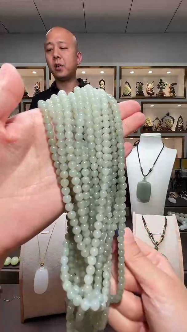 和田玉未镶嵌颈饰1