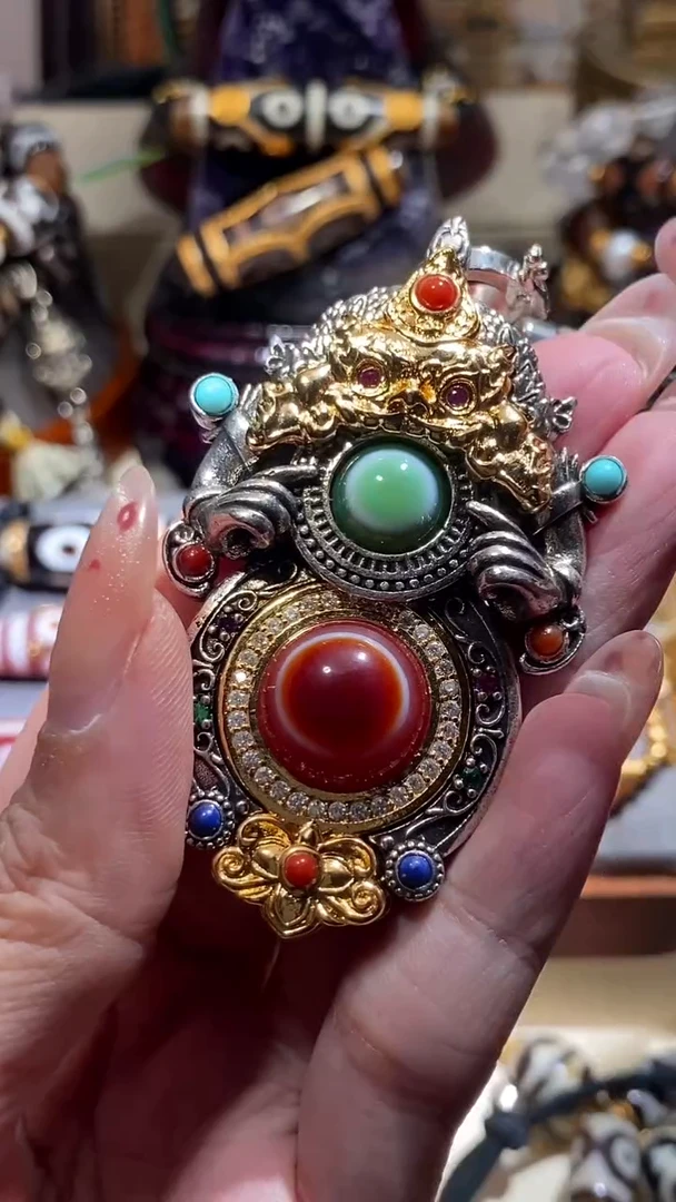 玛瑙/玉髓（覆膜）颈饰合金Q321-支巴扎一Y天珠吊坠多样性发一