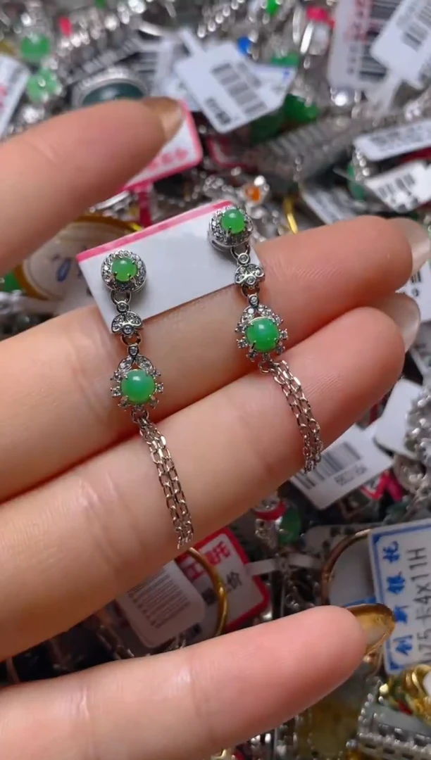 银S925镶嵌戒指翡翠百内无证书