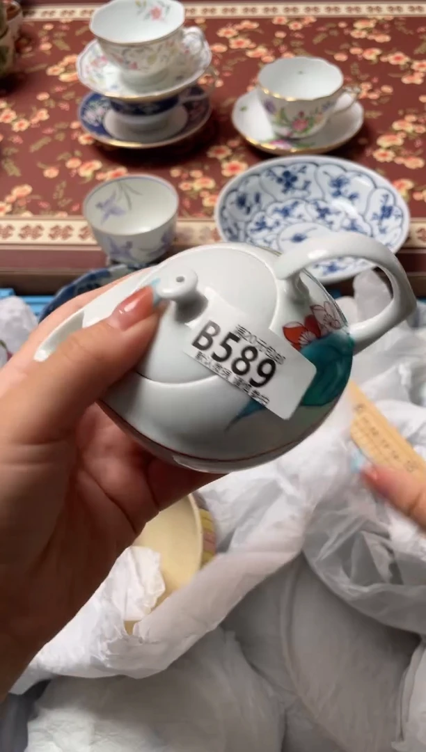 瓷片k****猫瓷器瓷器B589