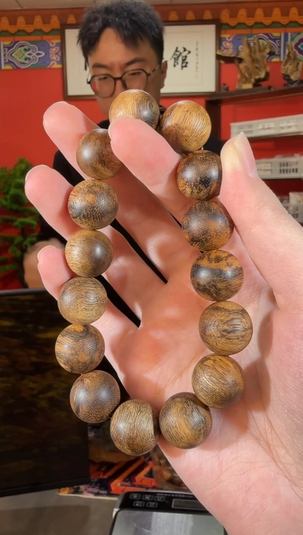 沉香手串E14富森多样性发一