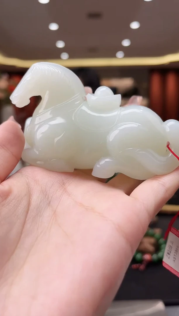 颈饰未镶嵌和田玉by