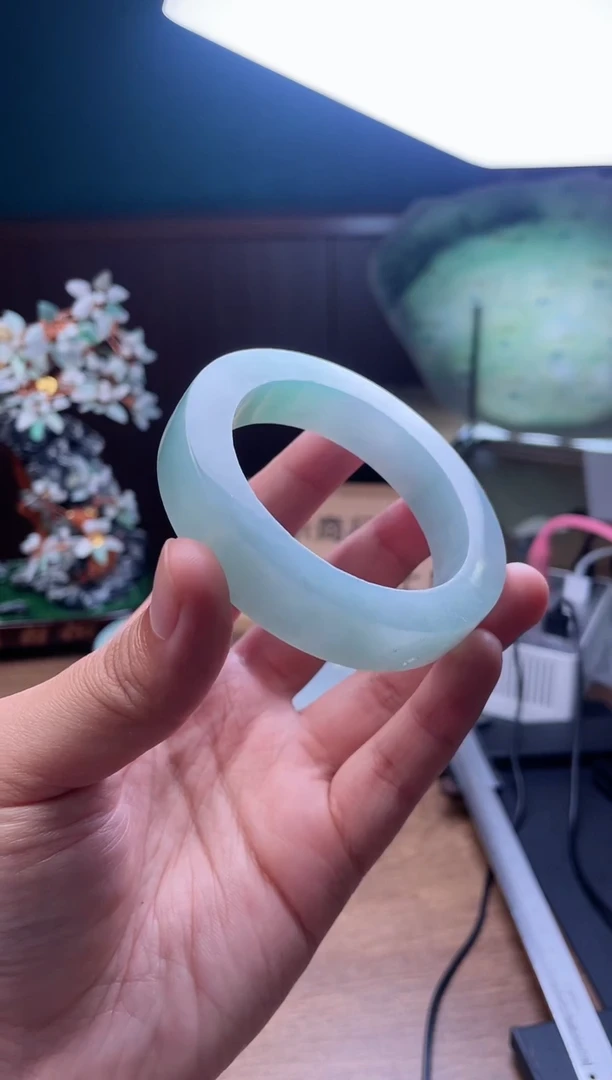 【闪购商品】定制翡翠手镯未镶嵌定制