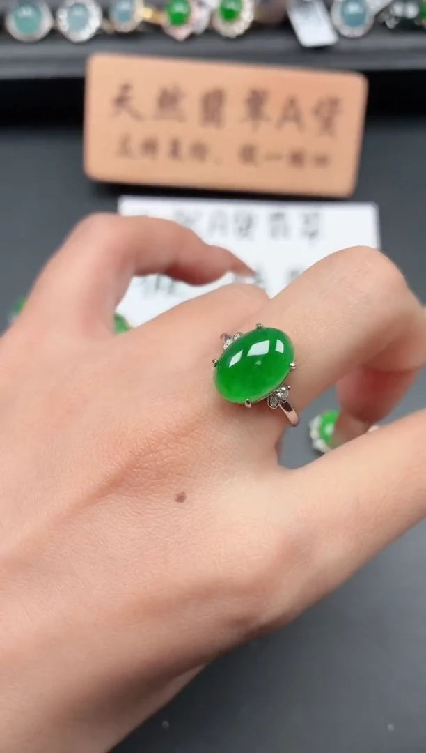 银S925镶嵌戒指翡翠111
