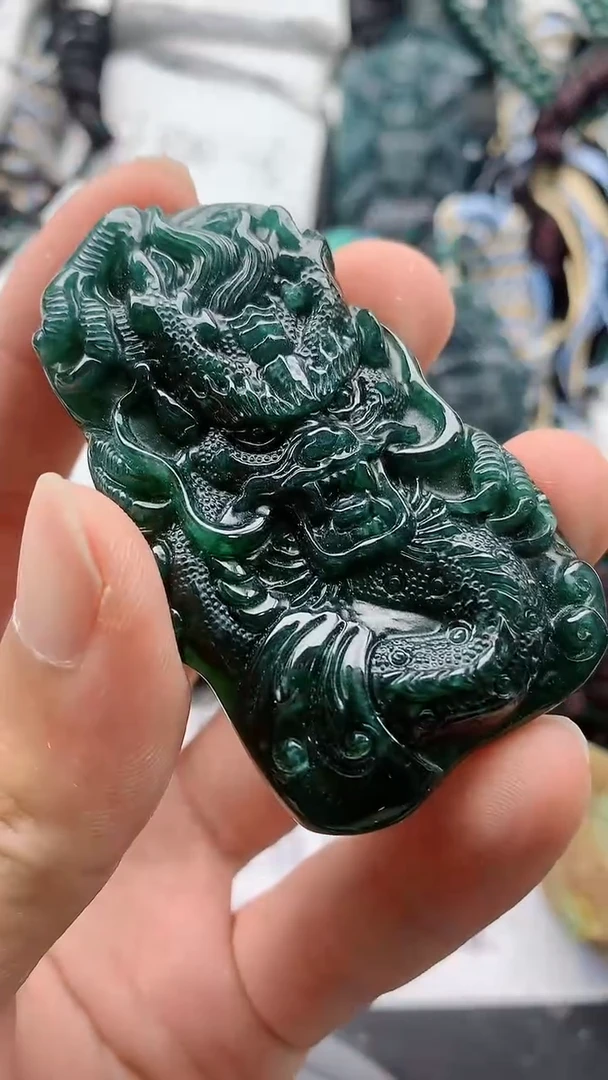 翡翠未镶嵌颈饰888