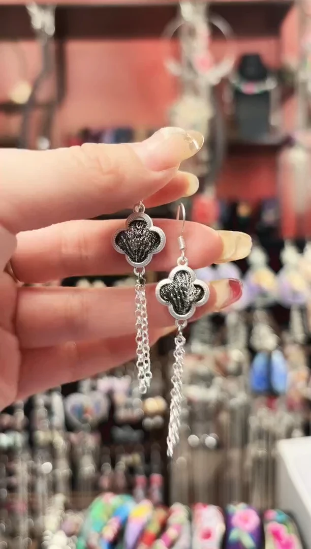 织绣民族风非遗老绣饰品181