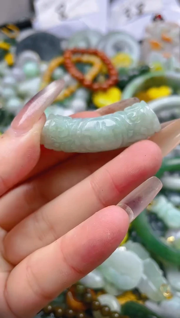 【闪购商品】翡翠颈饰未镶嵌/Y/翡翠A货一图一物