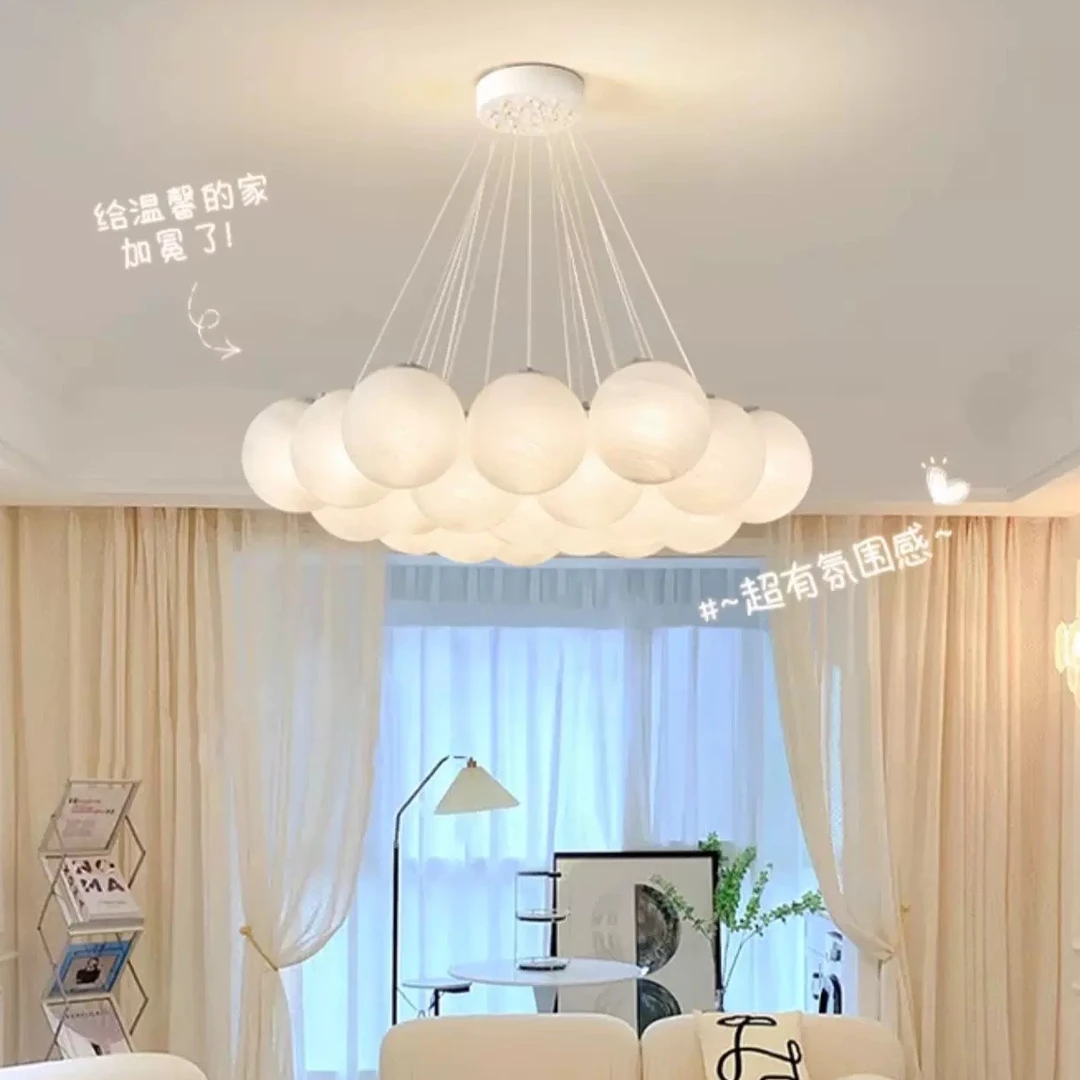 客厅吊灯法式奶油风高颜值创意月球房间主卧星球灯女孩卧室主灯