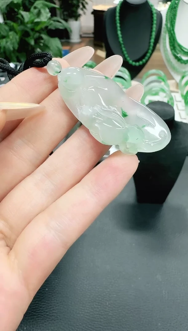 未镶嵌1石英质玉（非洲翠）/4873