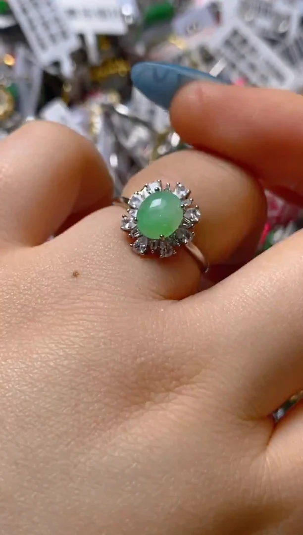 银S925镶嵌戒指翡翠百内无证书