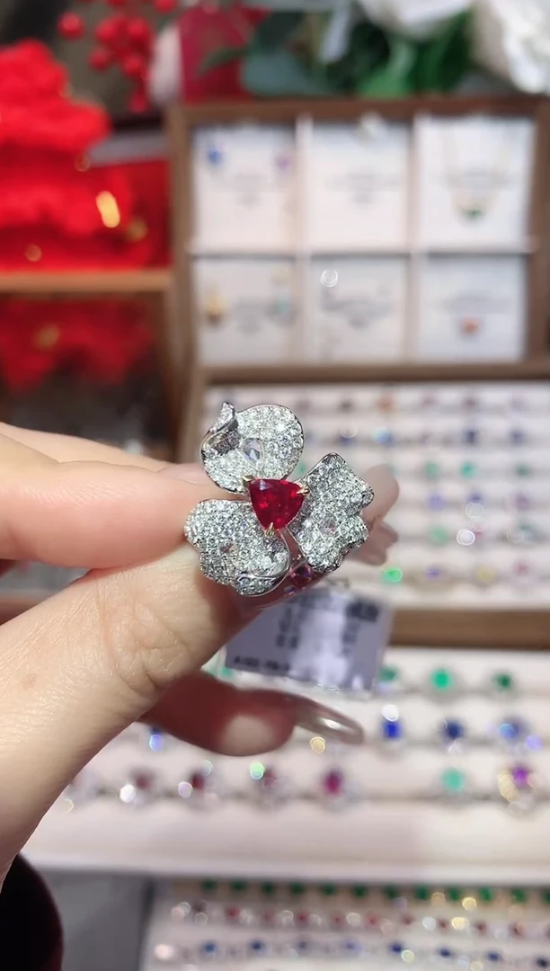 18K金镶嵌戒指红宝石1.04ct/天然宝石/七天无理由